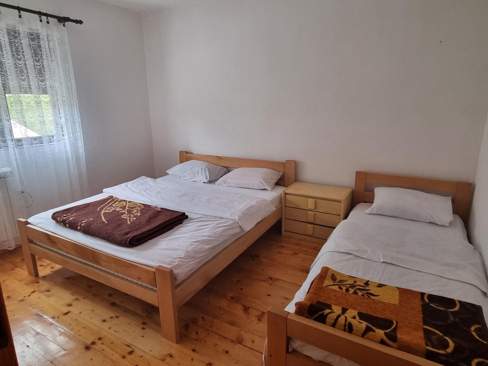 זבליאק Apartments Durdic מראה חיצוני תמונה